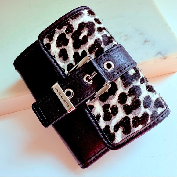 NWOT Micheal Kors Colby Small Leopard Print Calf Hair Tri-Fold Wallet - Picture 2 of 8